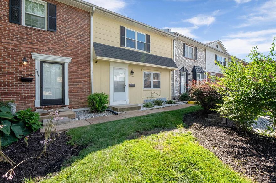 WELCOME HOME! This spacious 3-bedroom, 3-bath townhome features wood floors that extend throughout its open-concept living areas. The inviting interior includes a cozy living room featuring a fireplace, a kitchen with stainless steel appliances, granite counters, and a dining area that opens to a private patio. Upstairs you will find 3 spacious bedrooms featuring hardwood floors and nice sized closets. Custom tile bathrooms are updated with newer vanities and all new fixtures. The finished lower level adds tremendously to your functional space with a huge recreation room, den and laundry room. Enjoy the fresh outdoors on your private, covered patio perfect for entertaining and summer BBQ’s or a community pool! Conveniently located close to restaurants, shopping and easy access to highways! Low condo fee includes inground pool, trash removal, outside maintenance, exterior insurance & snow/ice removal. 2 assigned parking spaces + visitor parking! Location: Interior Unit