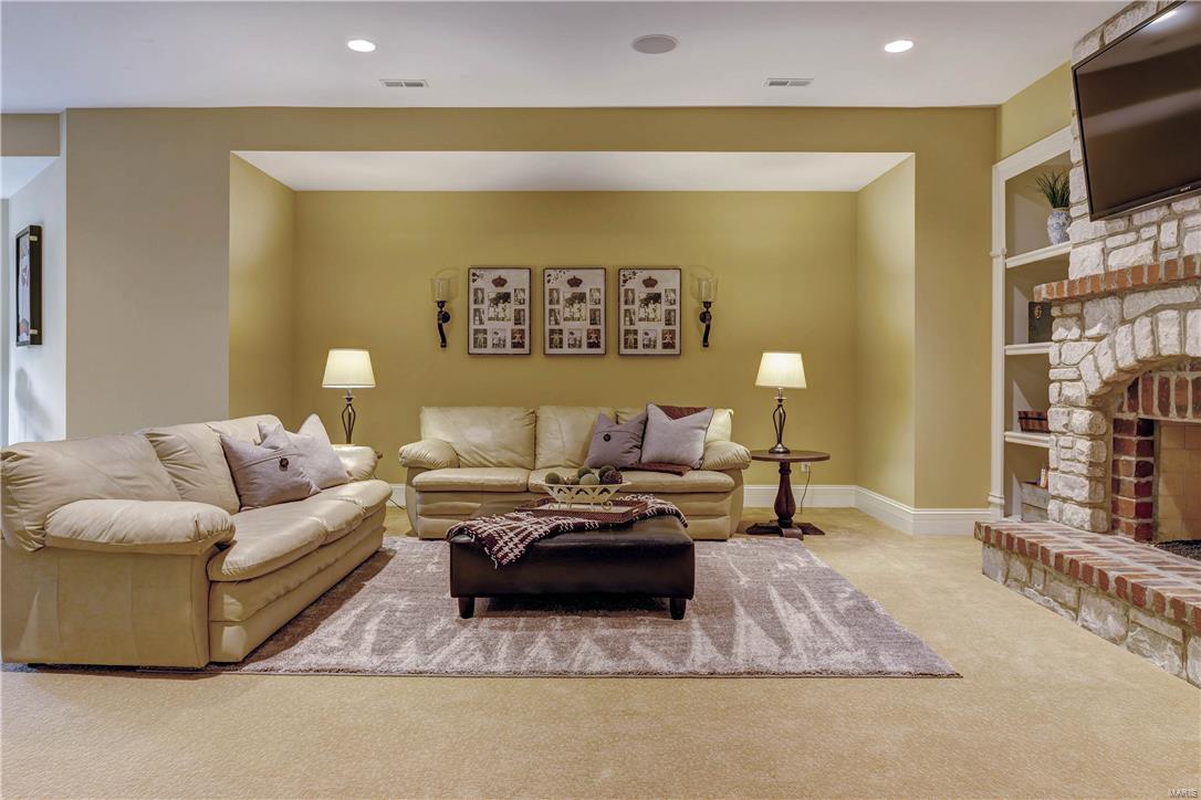 Lafayette Crossing - Residential