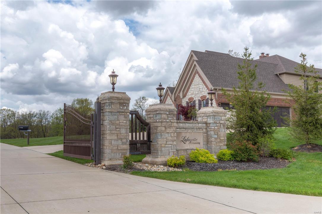 Lafayette Crossing - Residential