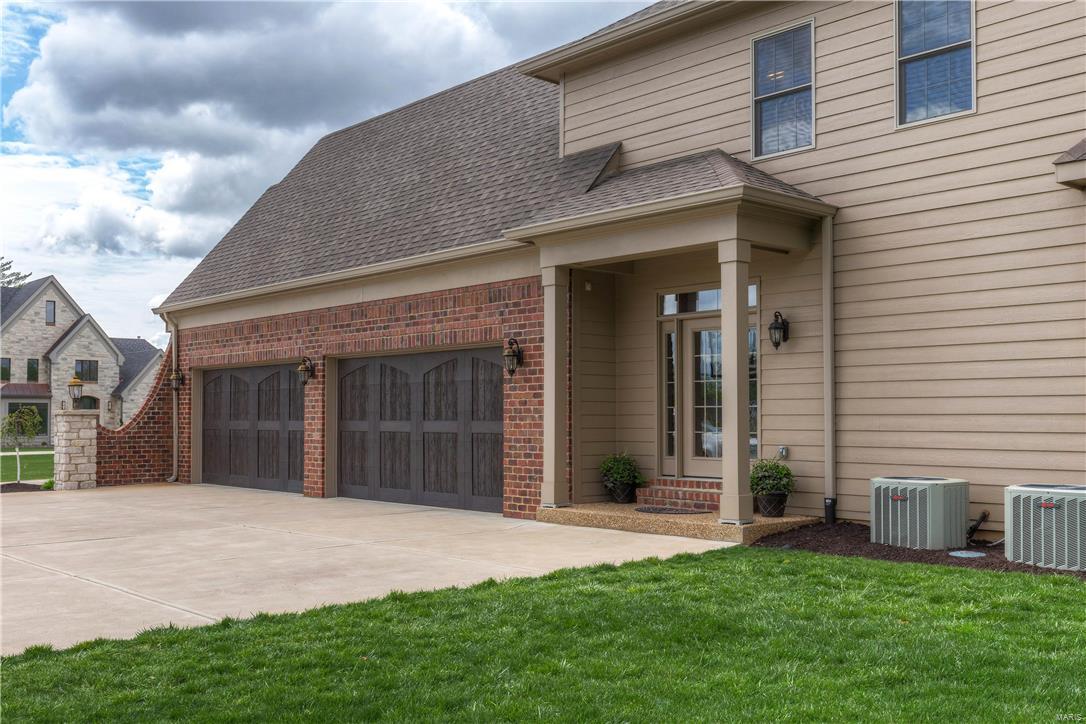 Lafayette Crossing - Residential