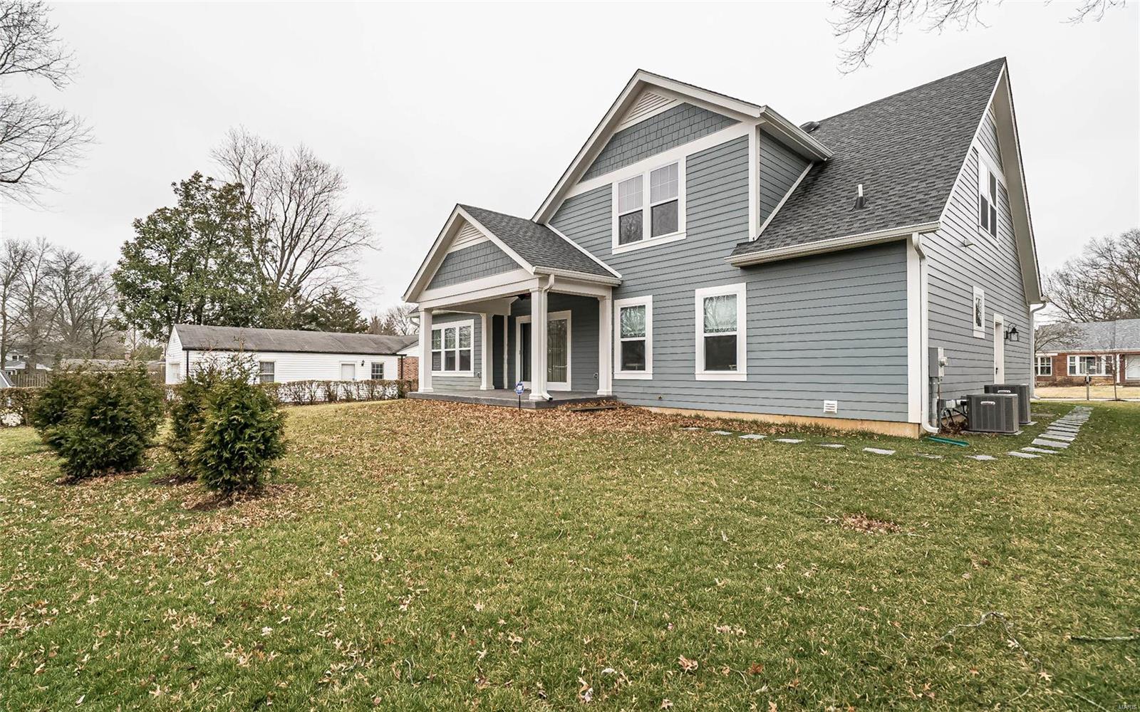 Chaminade Park - Residential