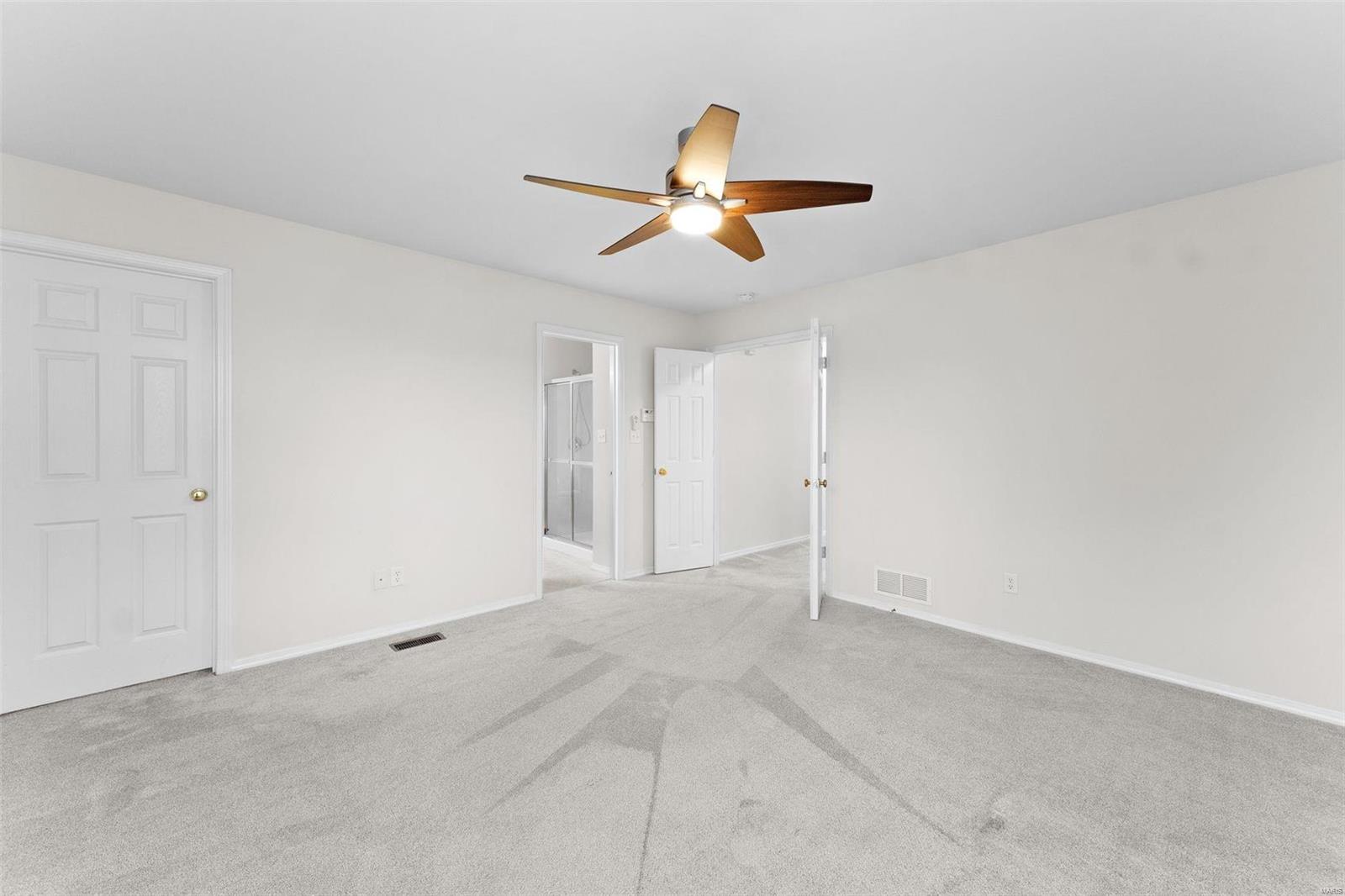 O'Fallon, Missouri 63368, United States, 3 Bedrooms Bedrooms, ,3 BathroomsBathrooms,Residential,Pending,34946