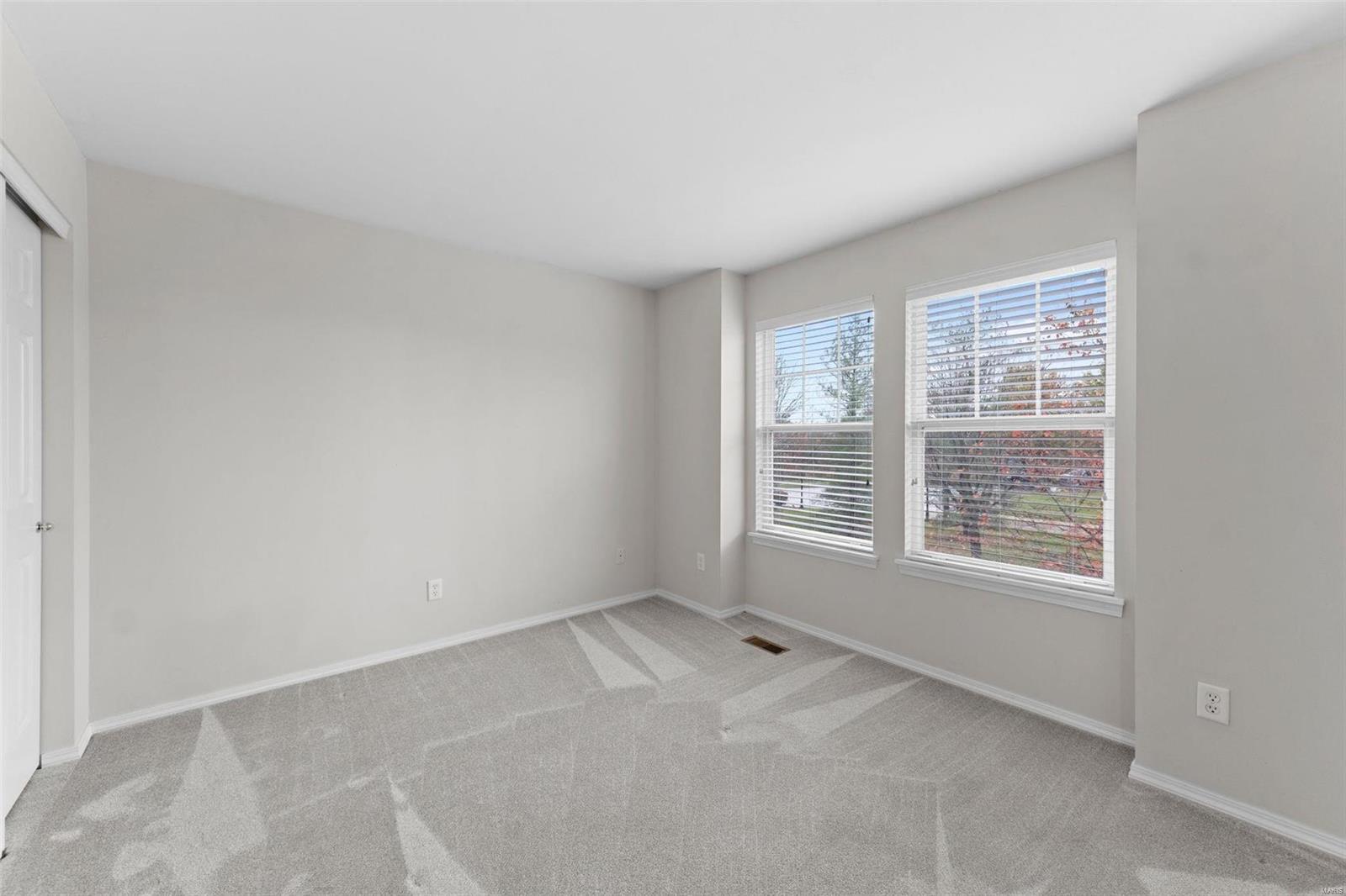 O'Fallon, Missouri 63368, United States, 3 Bedrooms Bedrooms, ,3 BathroomsBathrooms,Residential,Pending,34946