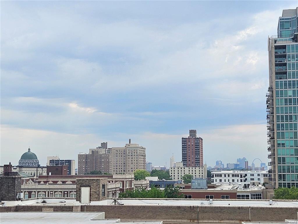 14 N Kingshighway Boulevard 6BS