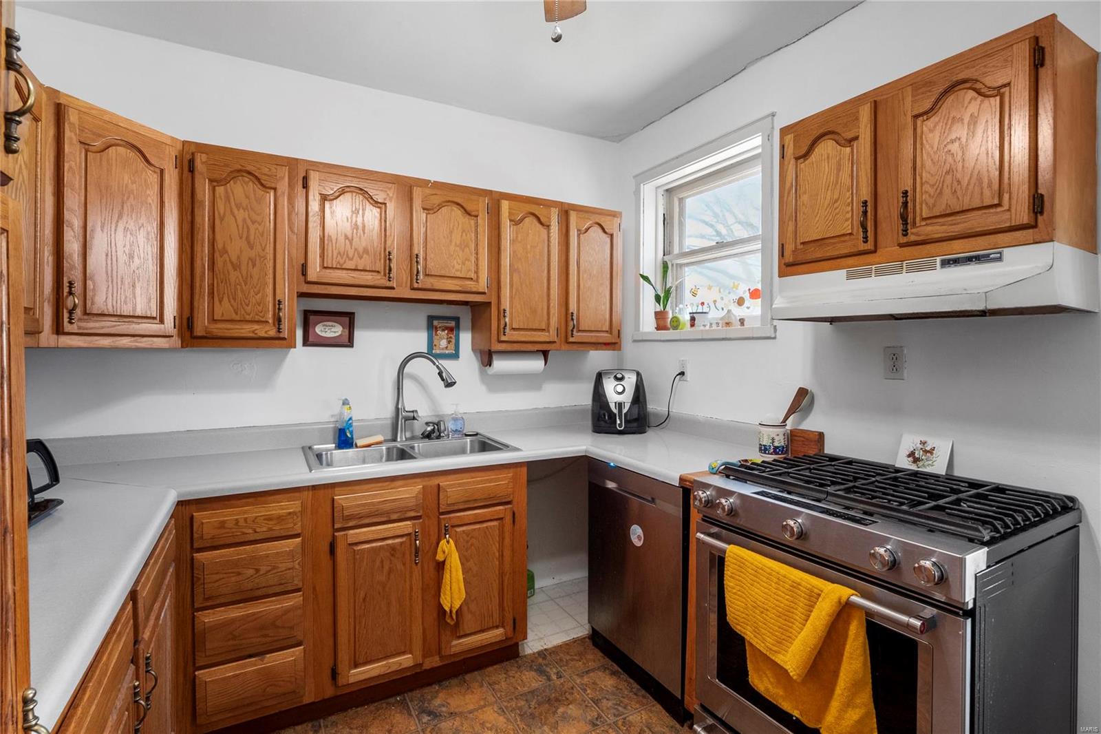 St Louis, Missouri 63116, United States, 2 Bedrooms Bedrooms, ,1 BathroomBathrooms,Residential,Active,86275