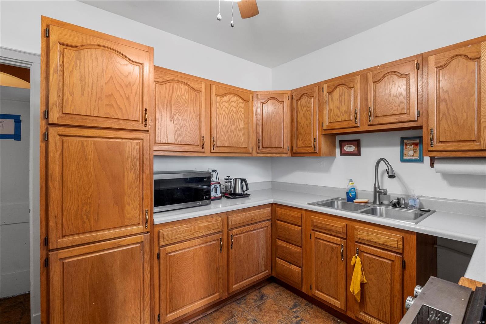 St Louis, Missouri 63116, United States, 2 Bedrooms Bedrooms, ,1 BathroomBathrooms,Residential,Active,86275