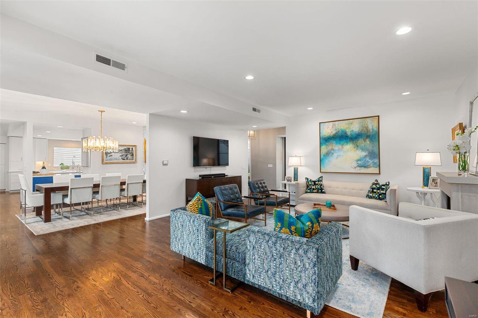 Greenbriar Lts 14 & 16 & Lt Pt 12 & - Residential