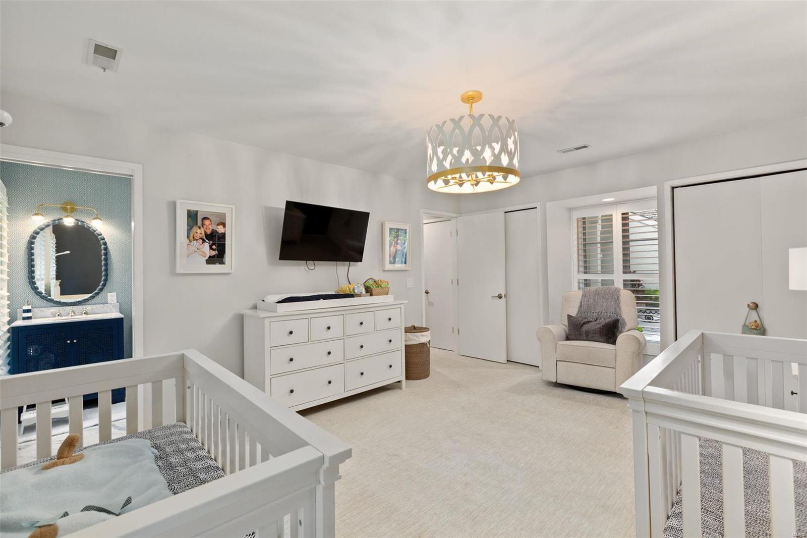 Greenbriar Lts 14 & 16 & Lt Pt 12 & - Residential