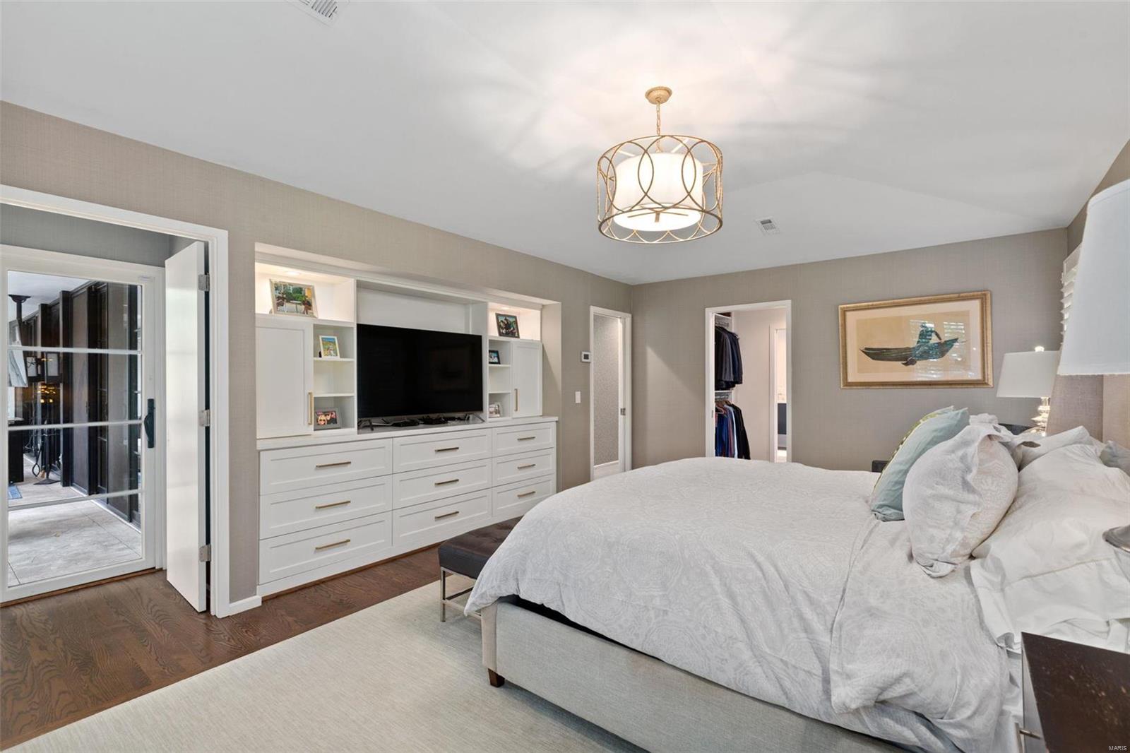 Greenbriar Lts 14 & 16 & Lt Pt 12 & - Residential