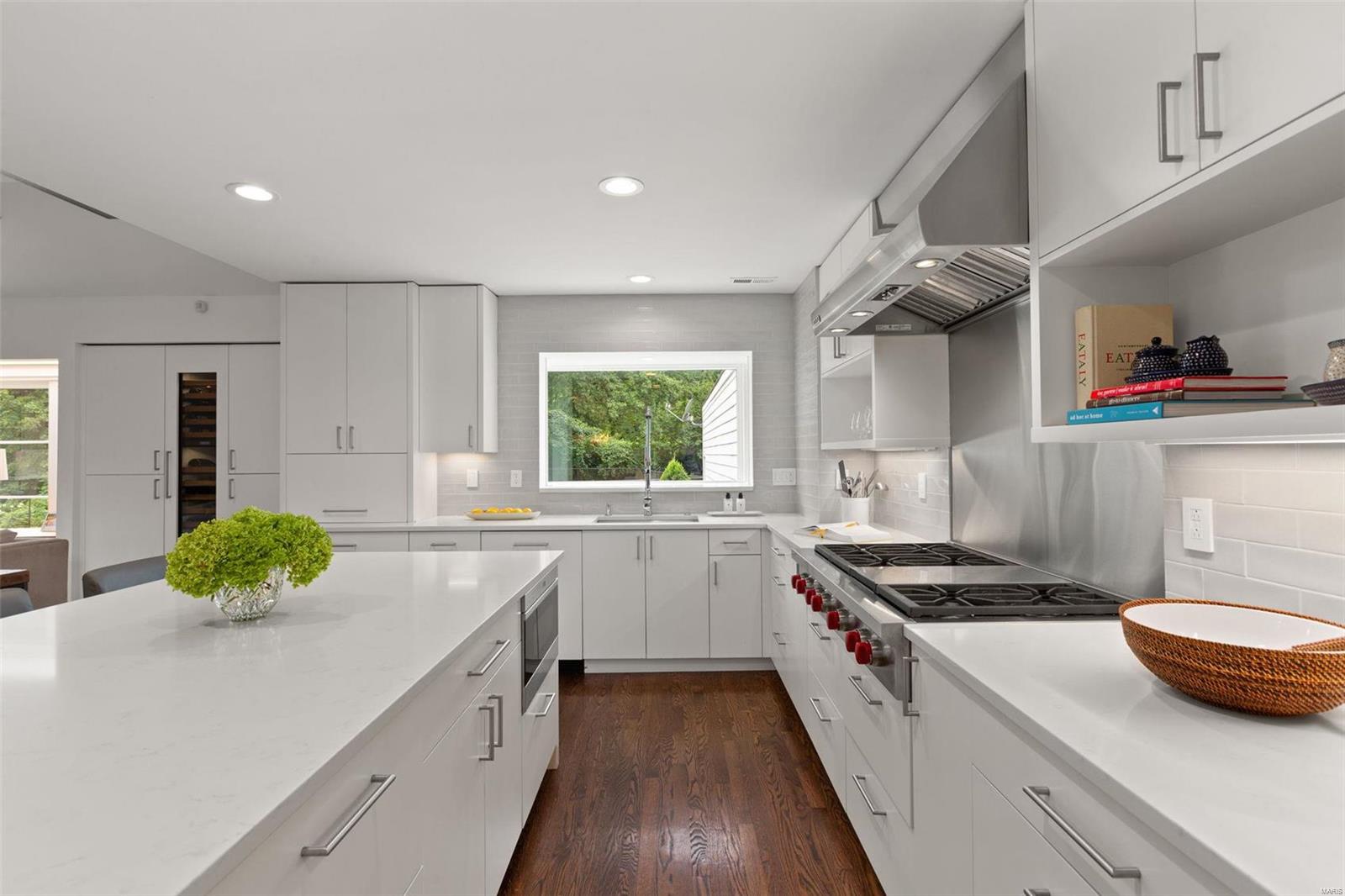 Greenbriar Lts 14 & 16 & Lt Pt 12 & - Residential