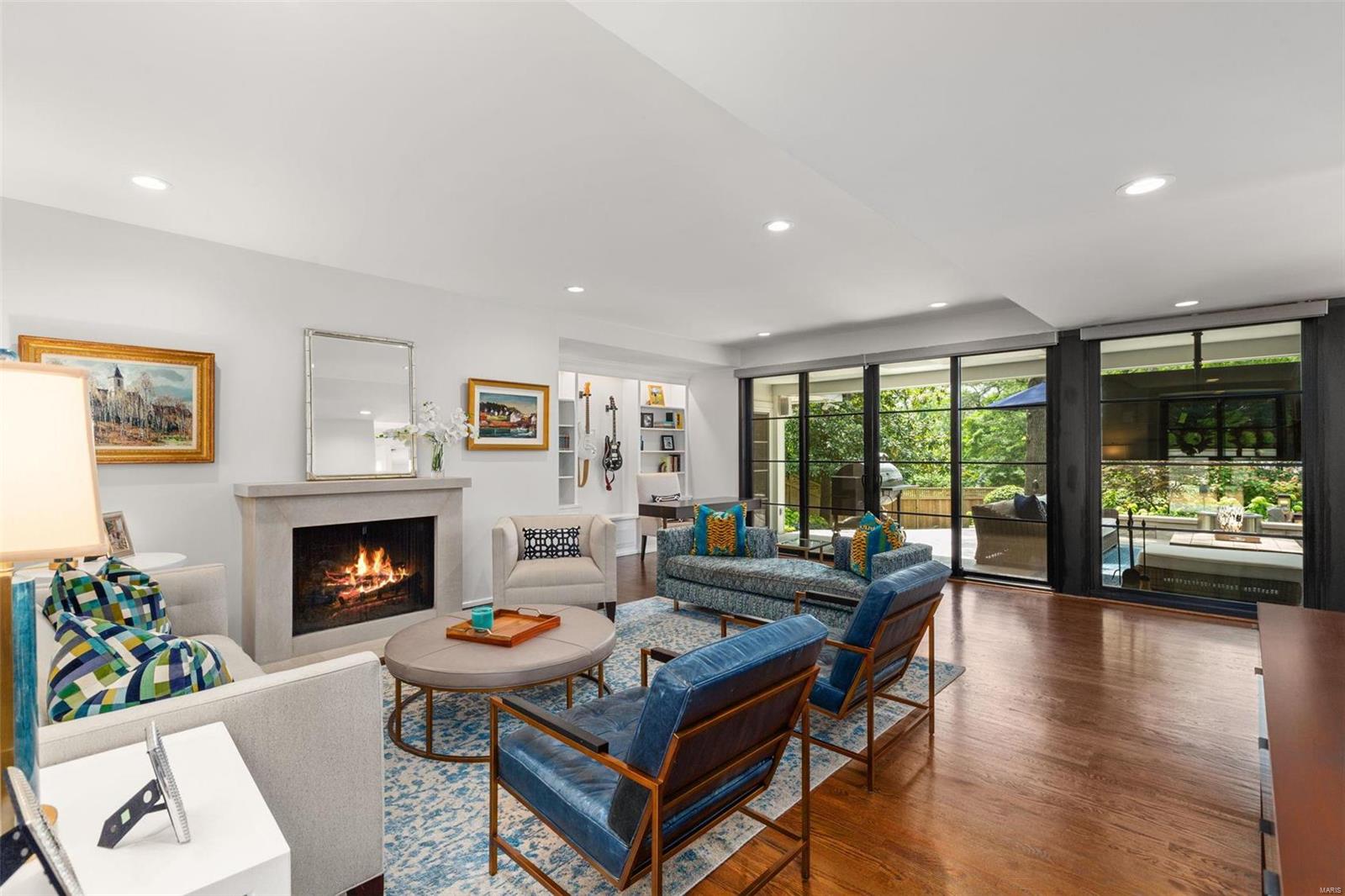 Greenbriar Lts 14 & 16 & Lt Pt 12 & - Residential