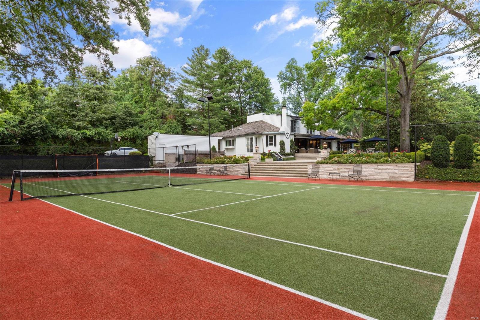 Greenbriar Lts 14 & 16 & Lt Pt 12 & - Residential