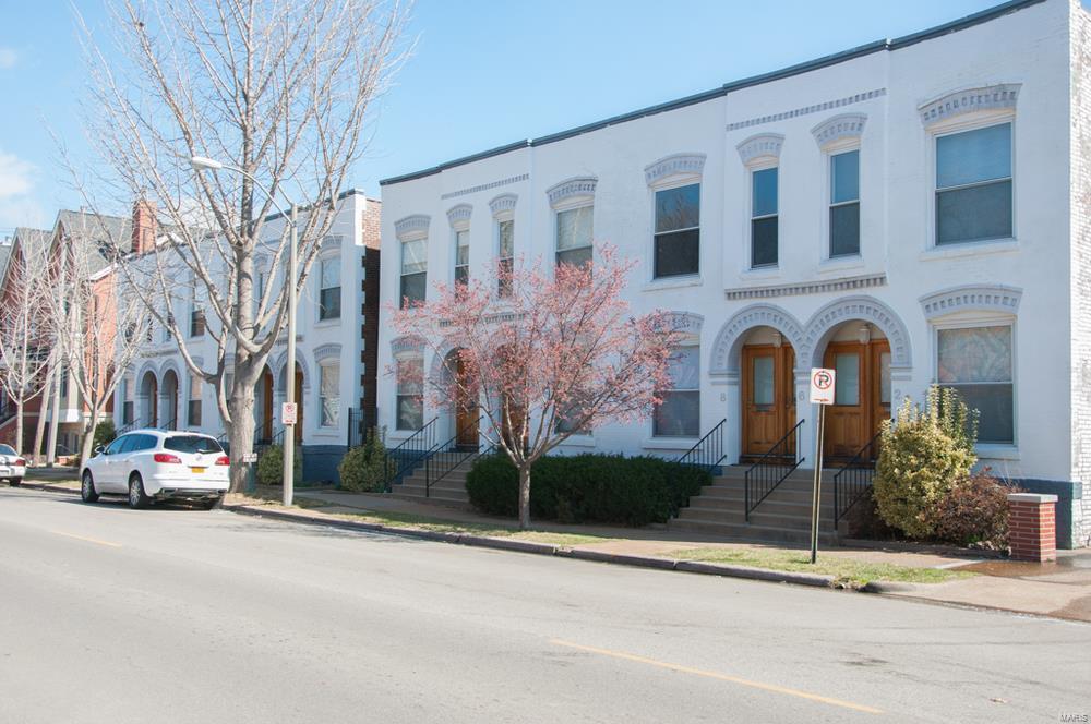 North Boyle Avenue Condos - Residential