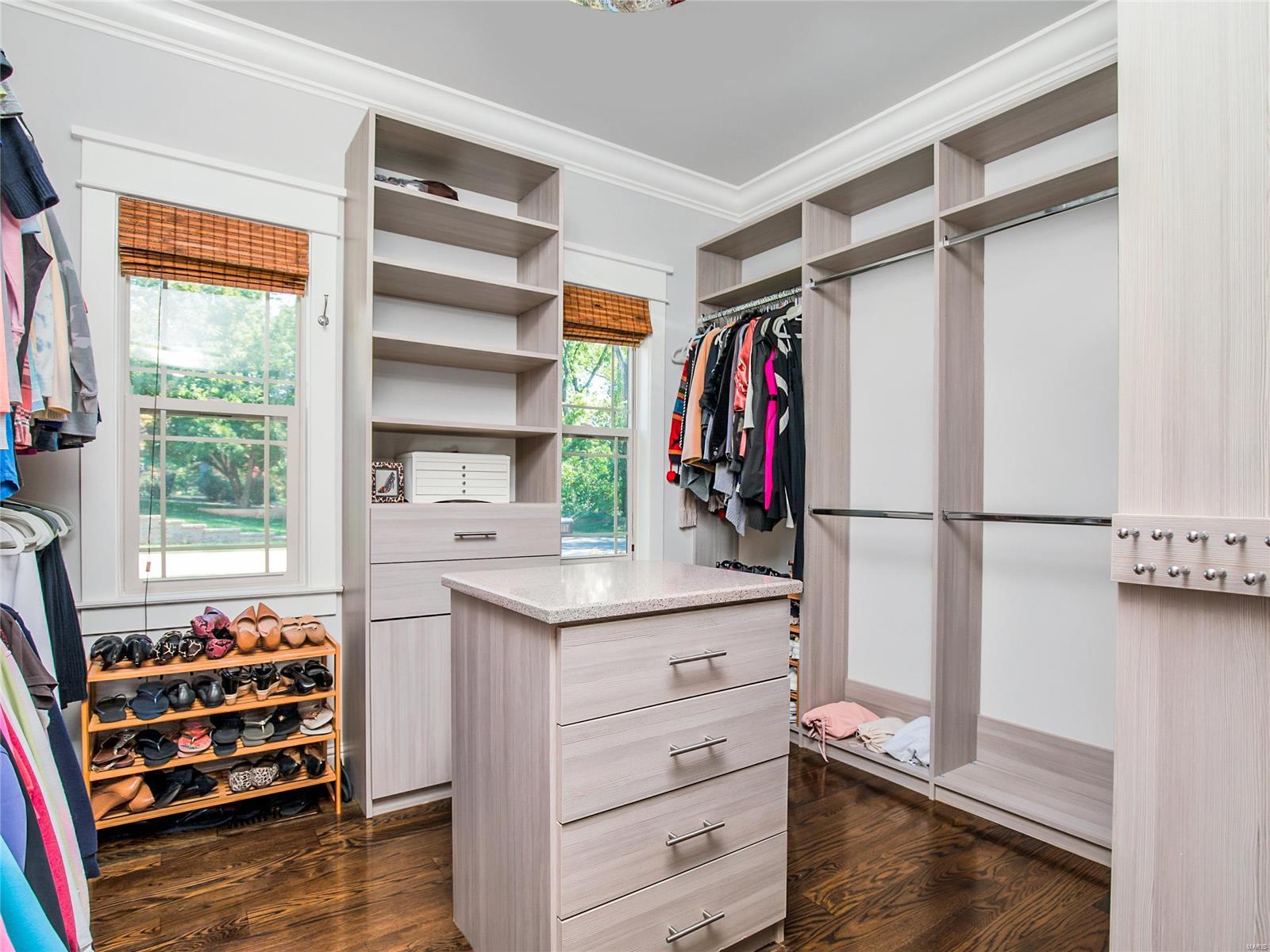 10441 Lylewood Drive - Residential