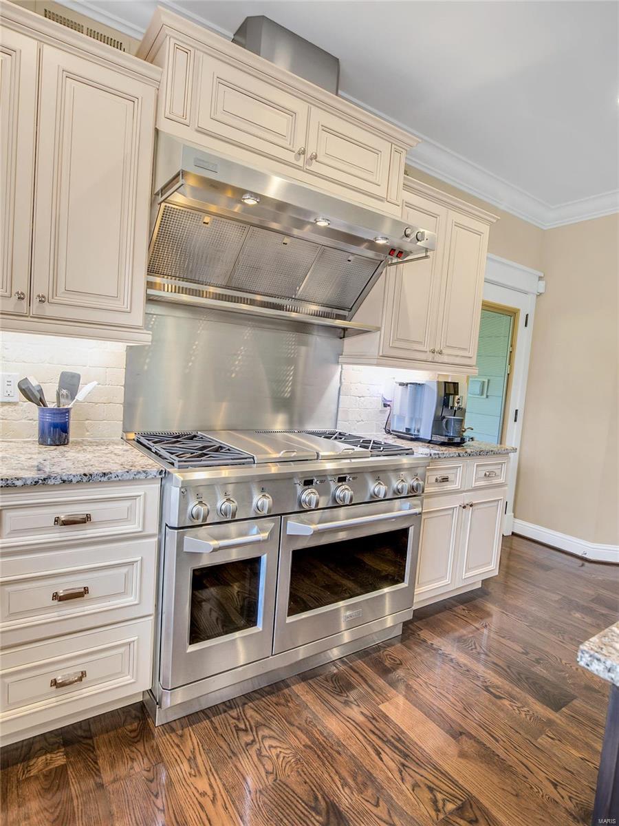 10441 Lylewood Drive - Residential