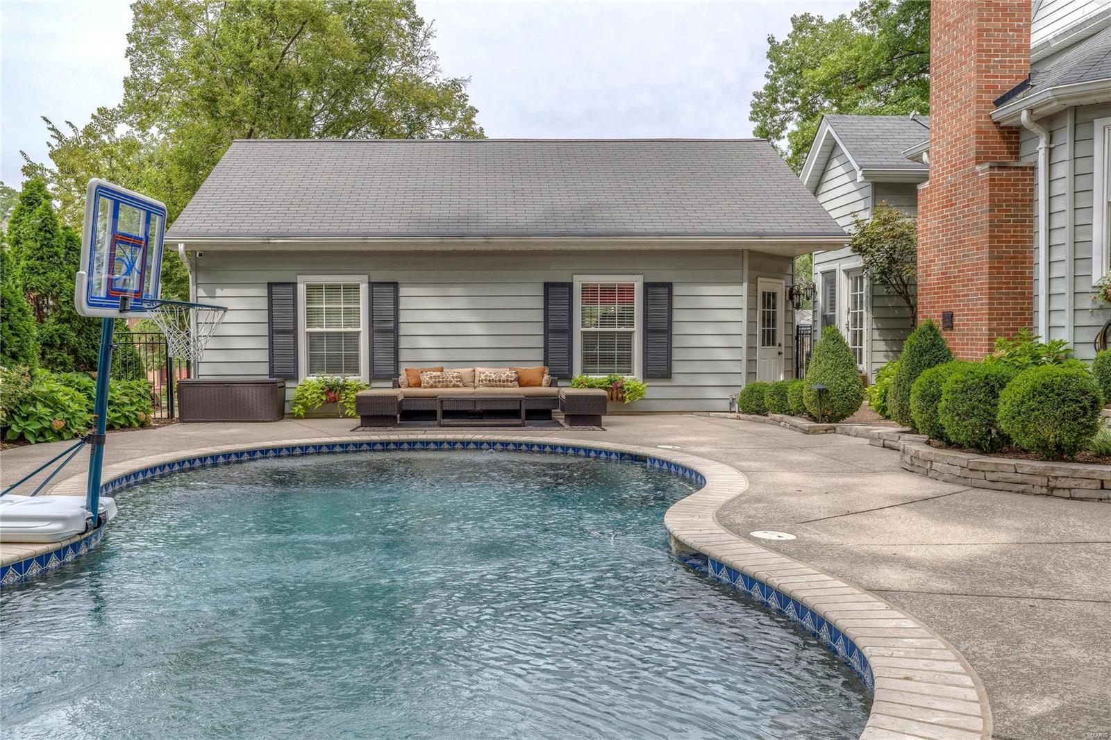 Alonzo K Floridas Sub In East Kirkwood - Residential