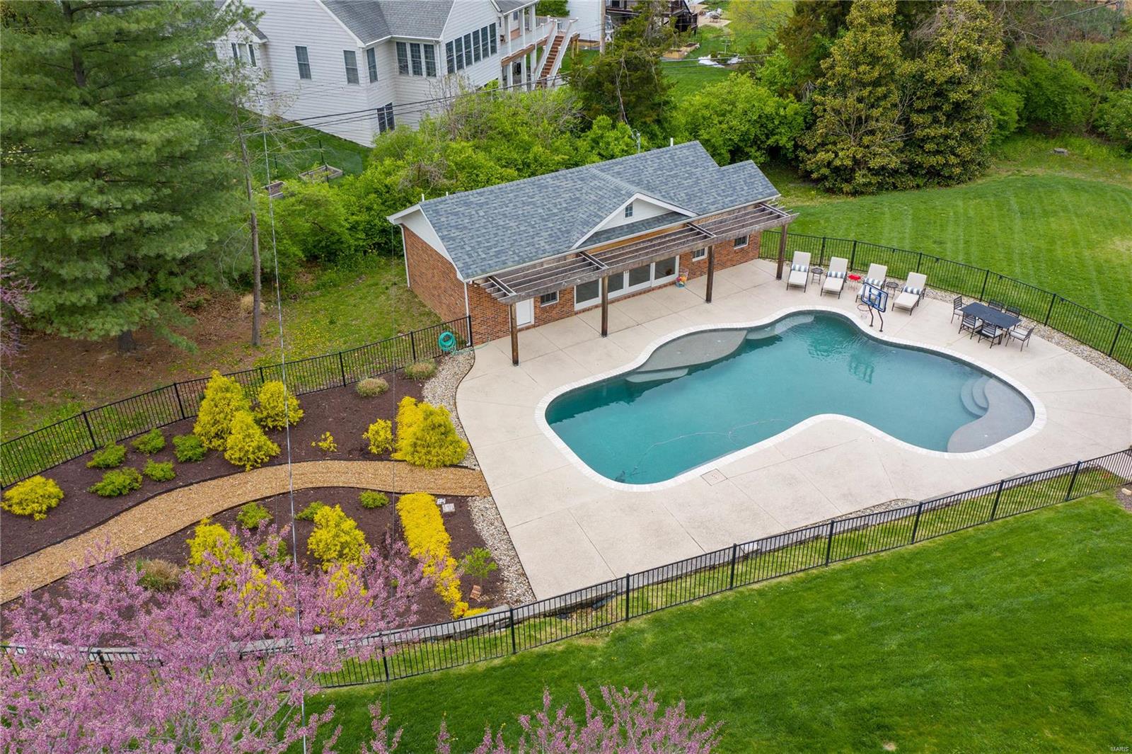 Twin Fawns Estates 4 - Residential