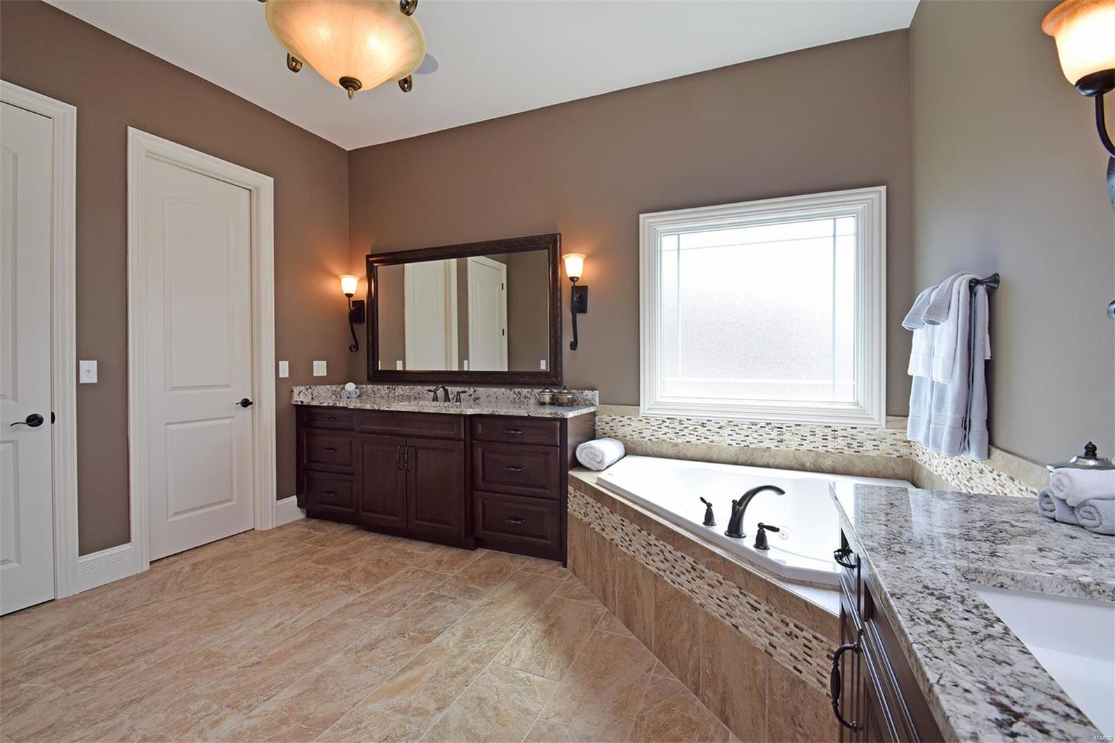 173594 - Residential