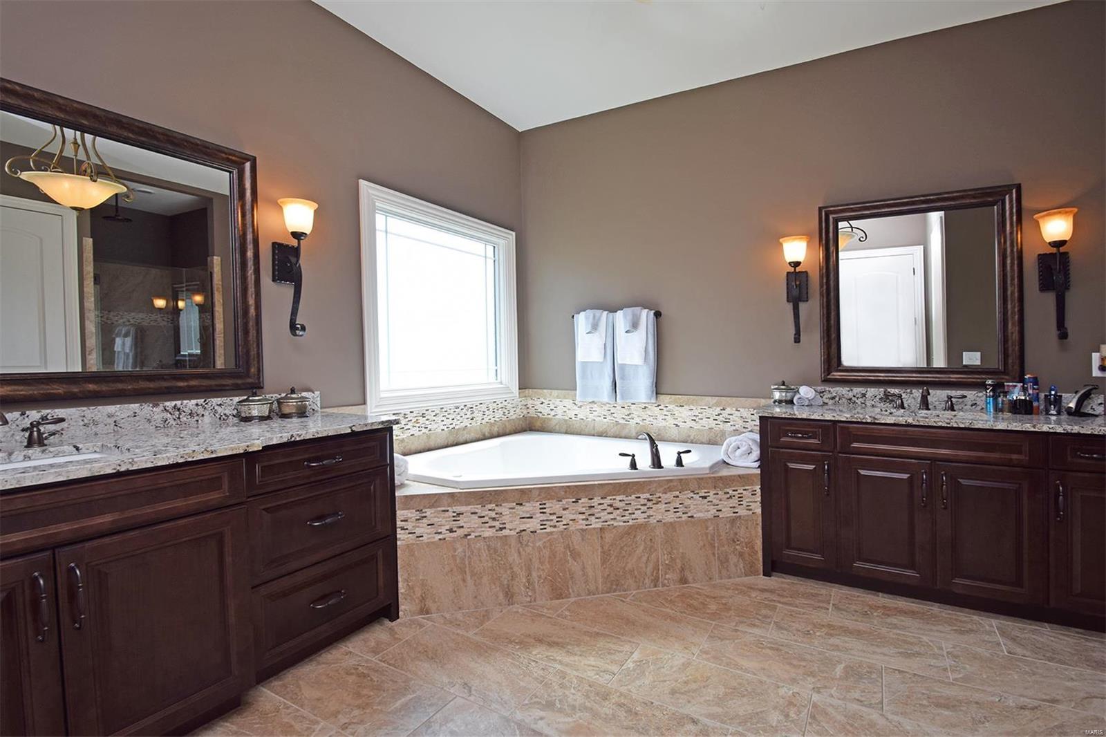 173594 - Residential