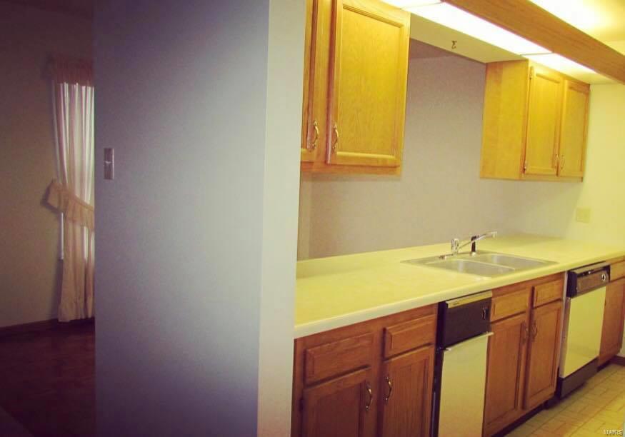 Suncrest Condo Ph Two - Residential