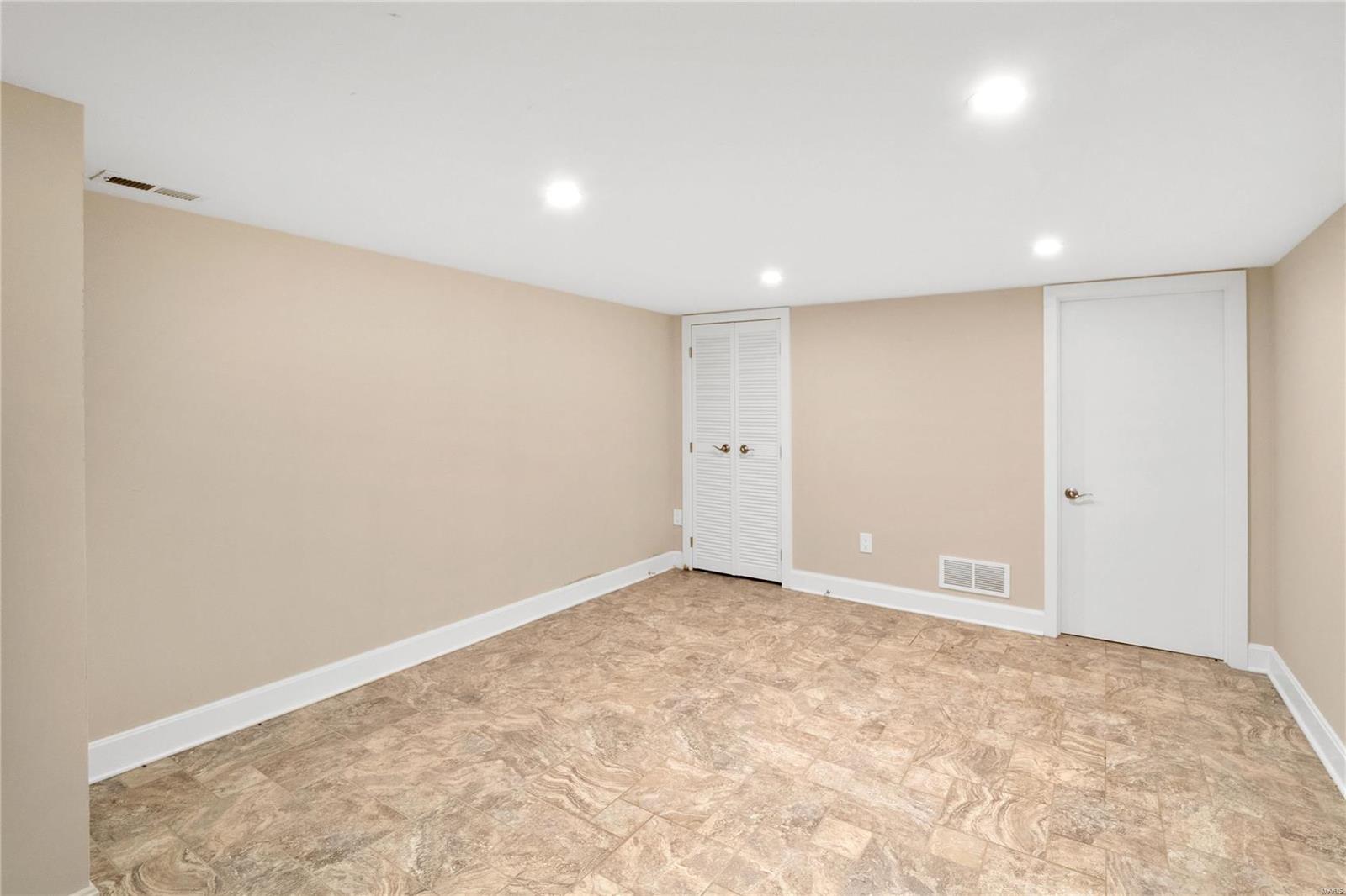 Warson Estates - Residential