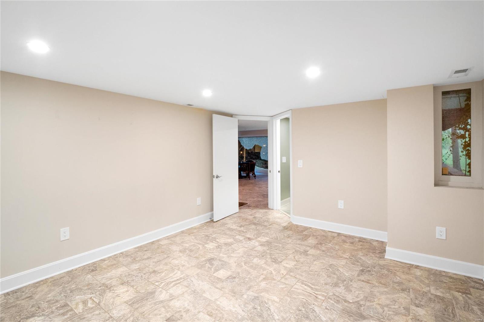 Warson Estates - Residential