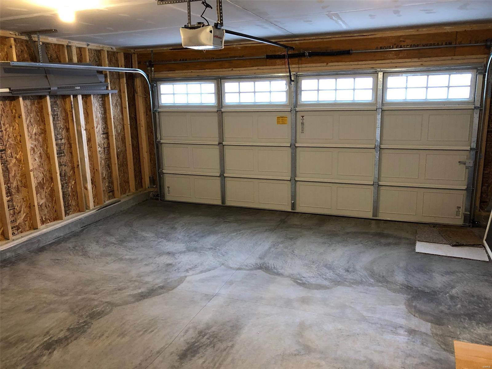 Jaxson Estates - Residential Lease