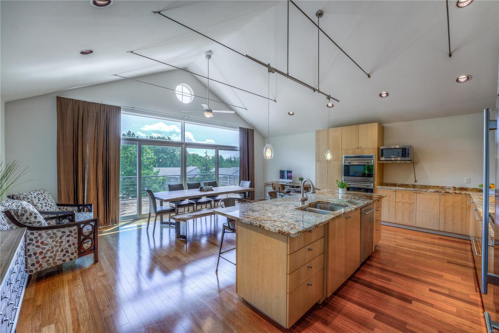 Manors Of Hill Trail Condo The - Residential