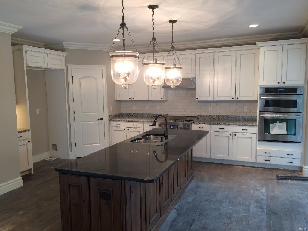 Belle Maison - Residential