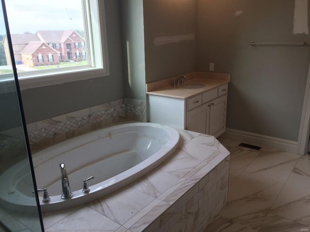 Belle Maison - Residential