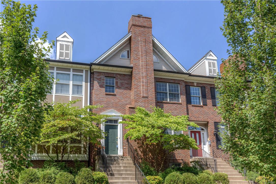 Forest Court Twnhms A Condo - Residential