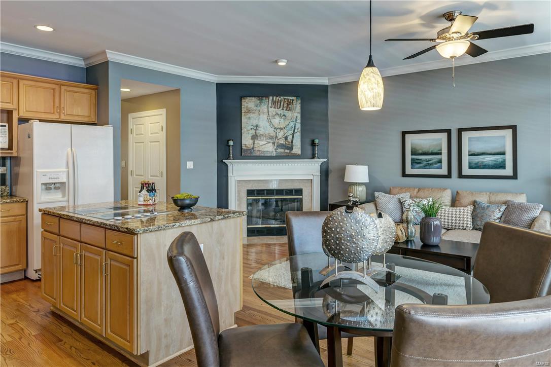 Forest Court Twnhms A Condo - Residential