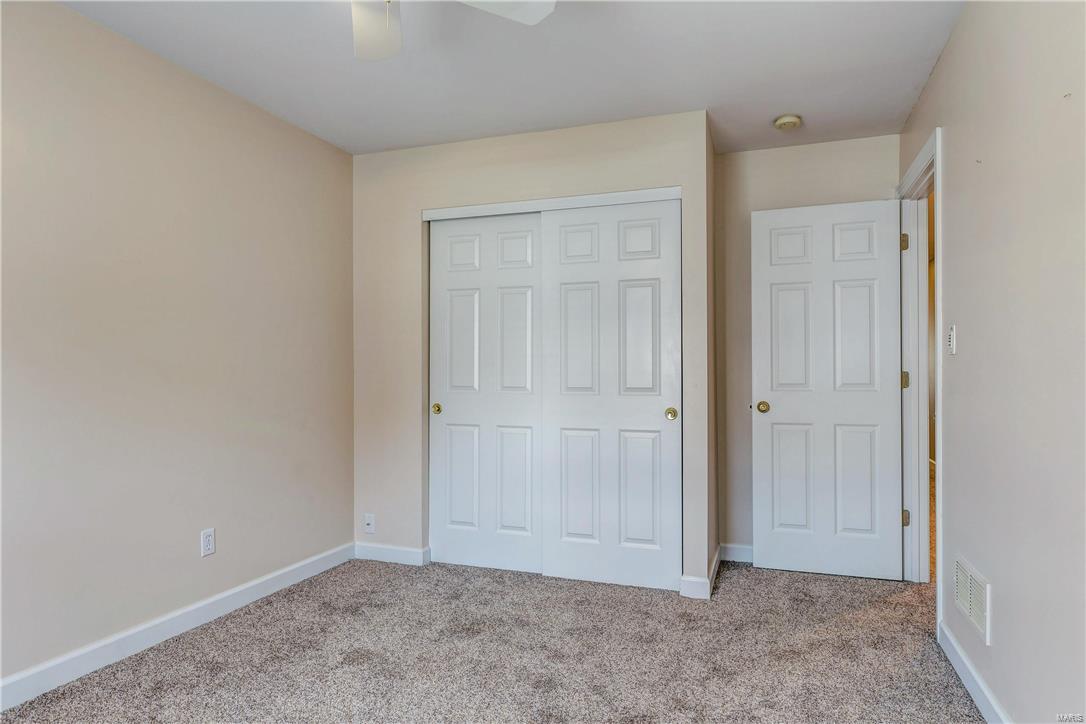 Forest Court Twnhms A Condo - Residential