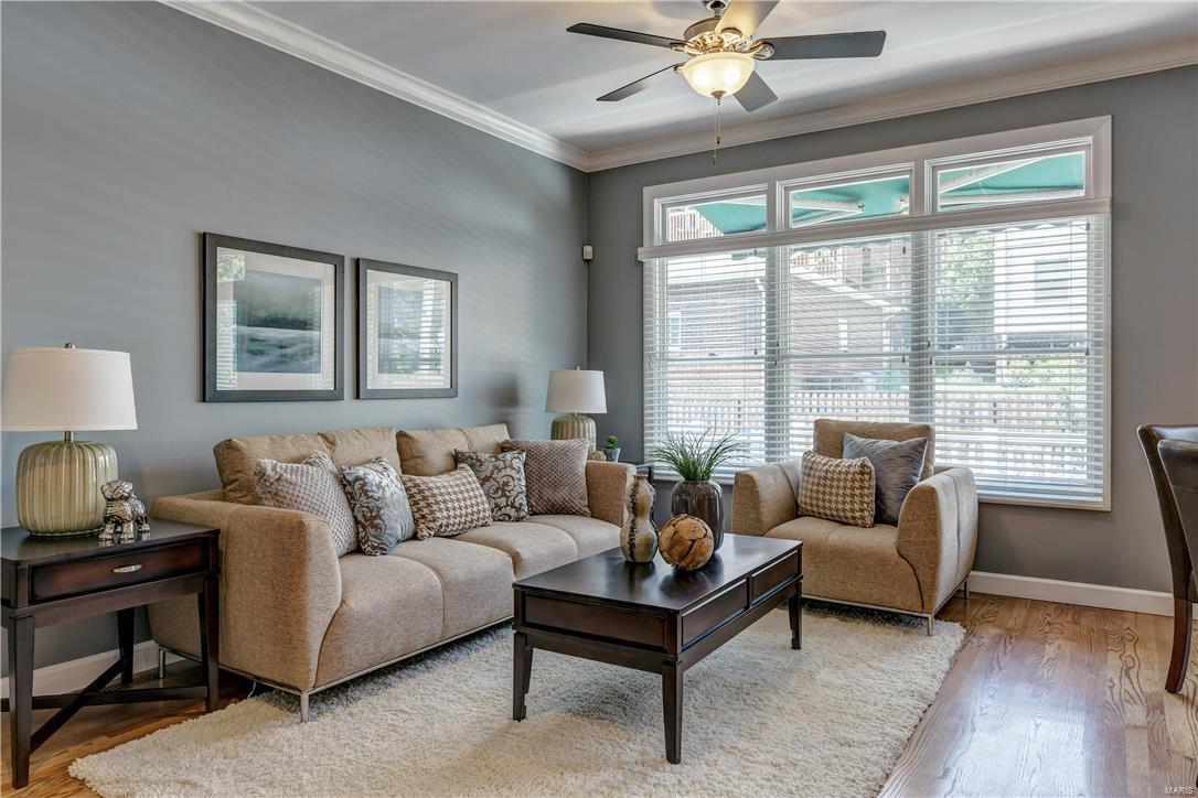 Forest Court Twnhms A Condo - Residential