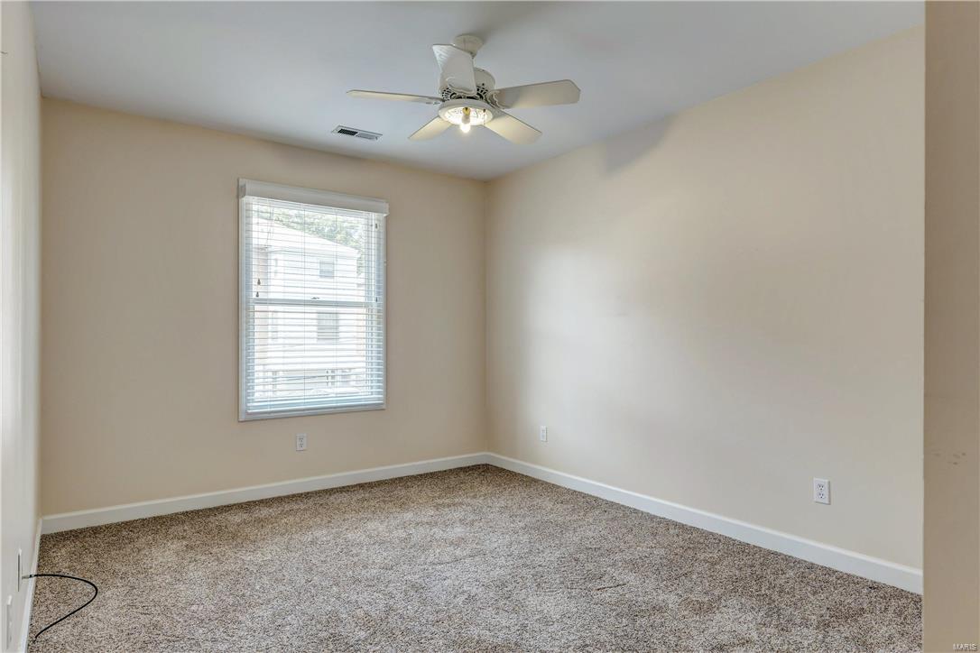 Forest Court Twnhms A Condo - Residential