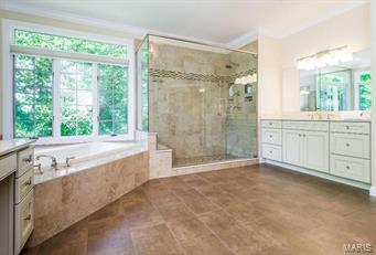 Kingspointe - Residential