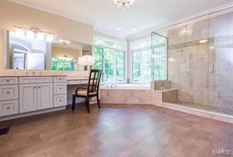 Kingspointe - Residential