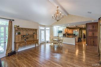 Kingspointe - Residential