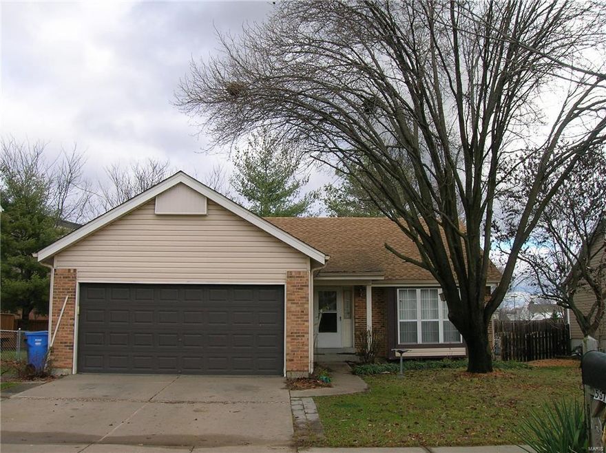 Adorable 3 bed ranch move in ready. In walking distance to Jana Elementary. This bright home features a divided floor plan, eat-in kitchen, plenty of counter and cabinet space, main floor laundry, master bed suite w/walk-in closet and full bath.Great room with vaulted ceilings and atrium doors leading out to a 20x15 patio, shaded yard with flower beds lining the fence,  Lower level has additional sleeping area with private full bath, very spacious rec/family room for entertaining, and tons of additional storage w/shelving. new roof 2012, new HVAC 2014, 200amp