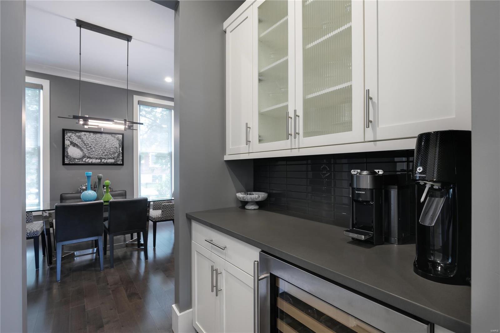 Mississippi Place Townhomes - Residential