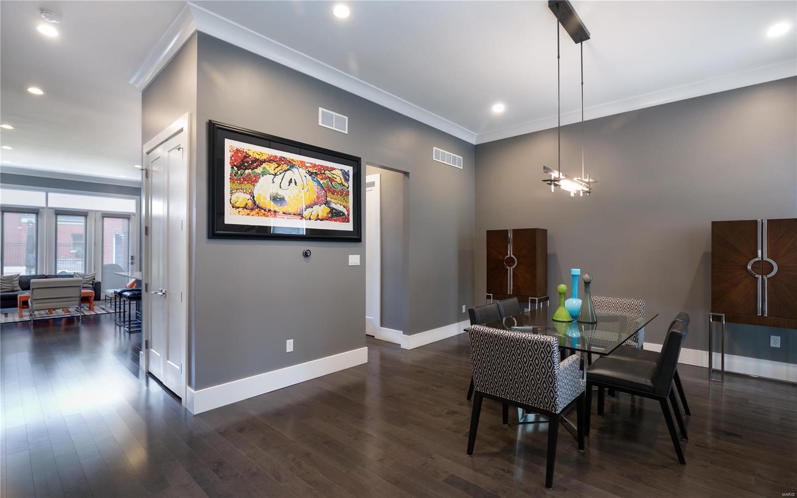 Mississippi Place Townhomes - Residential