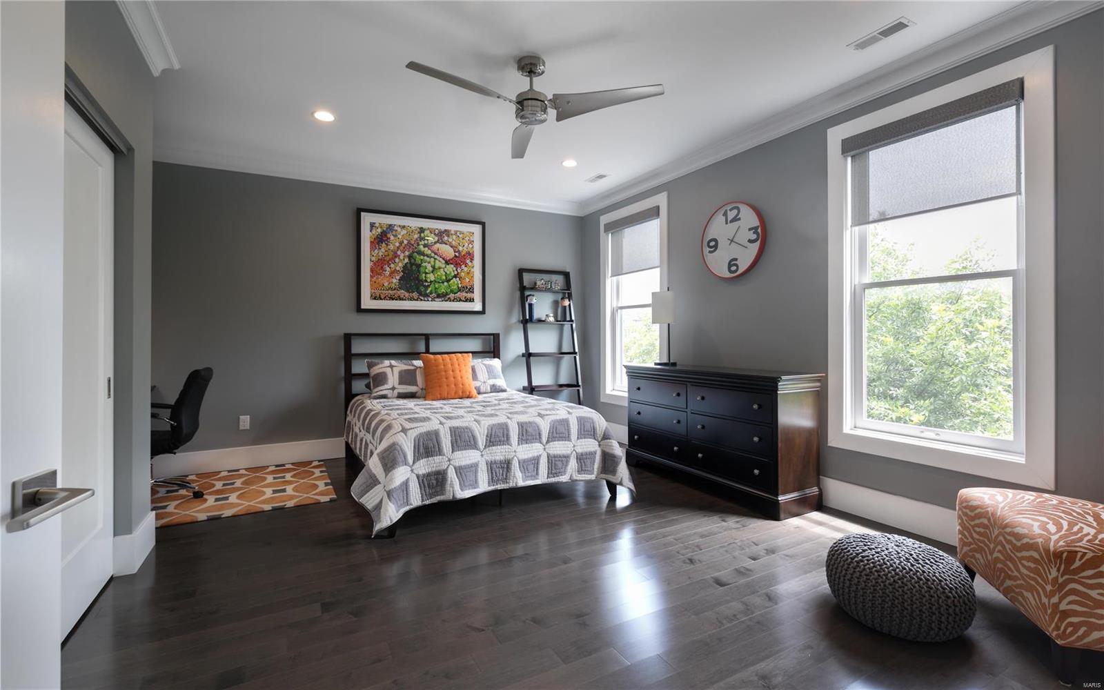 Mississippi Place Townhomes - Residential