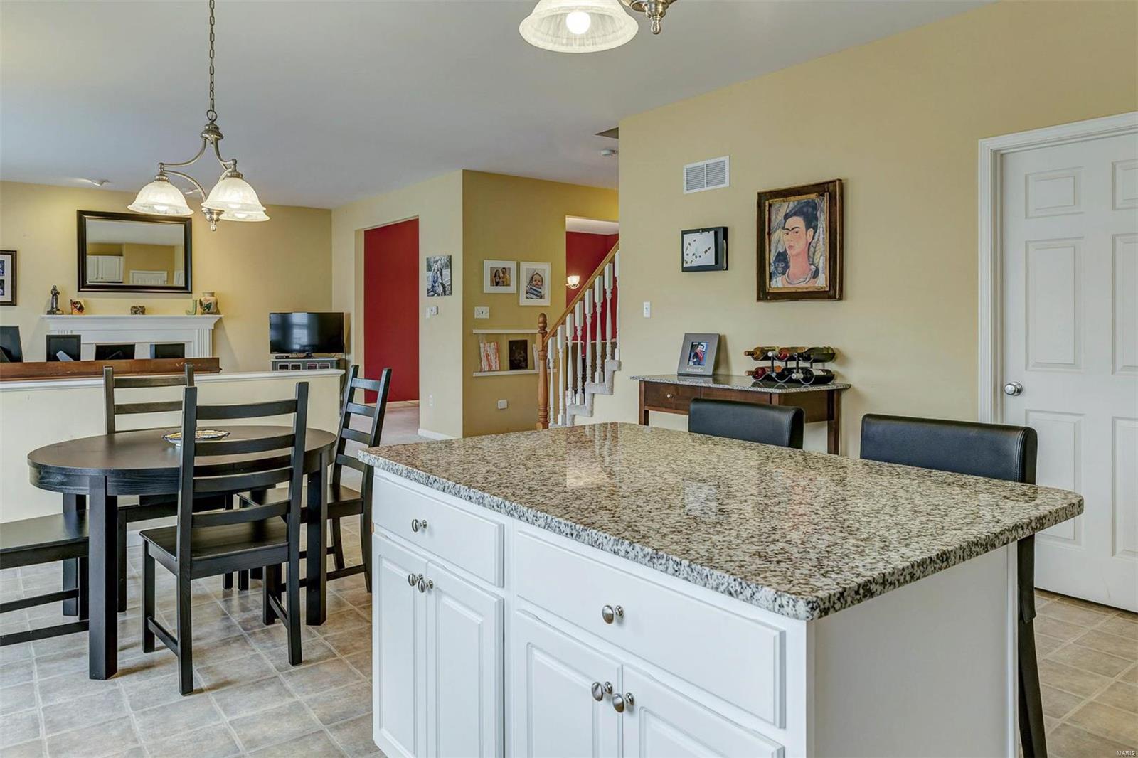 Bluffs Five The - Residential