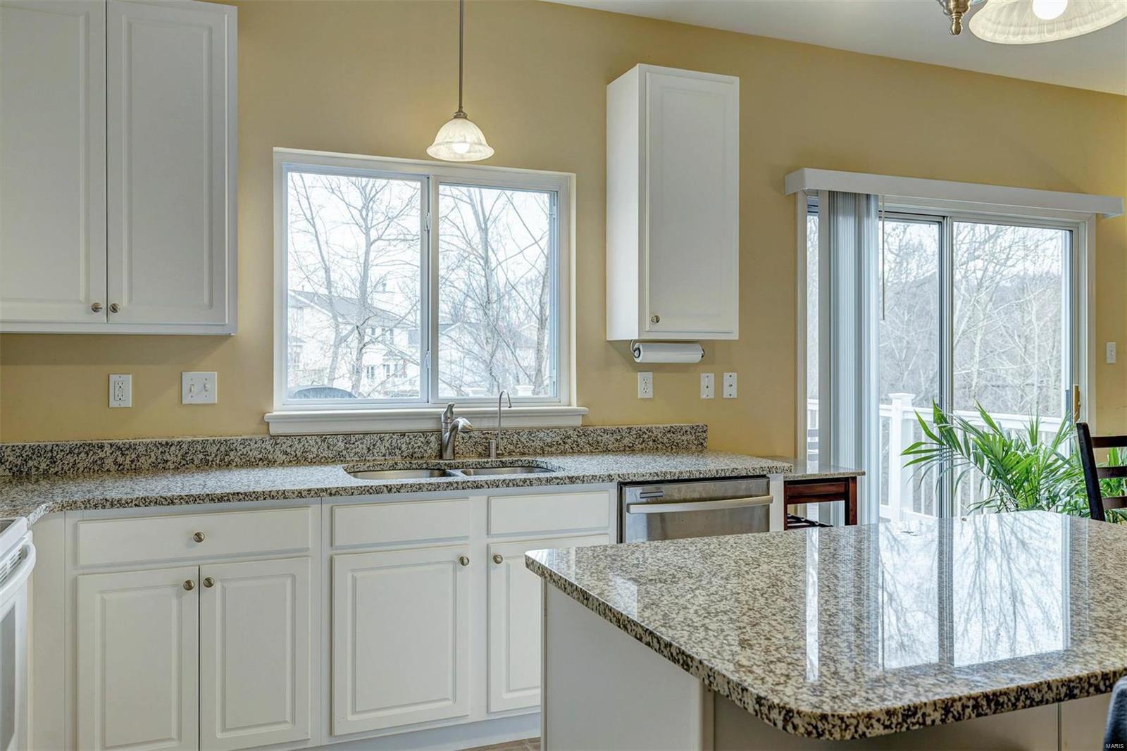 Bluffs Five The - Residential