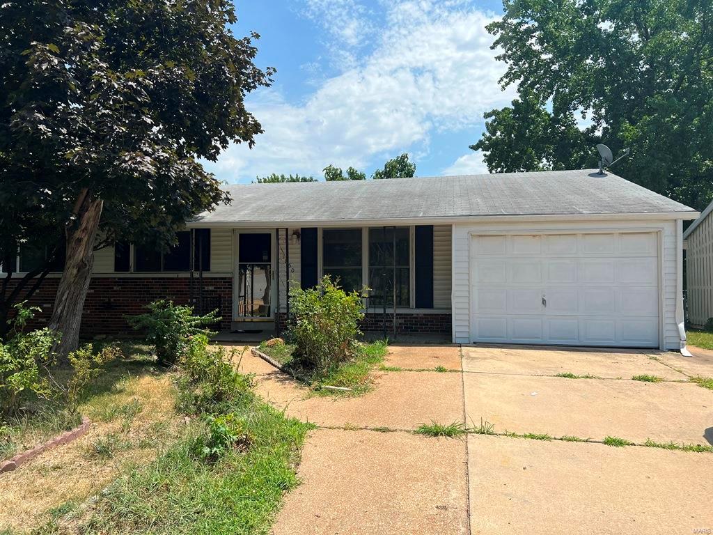 Creve Coeur Meadows - Residential