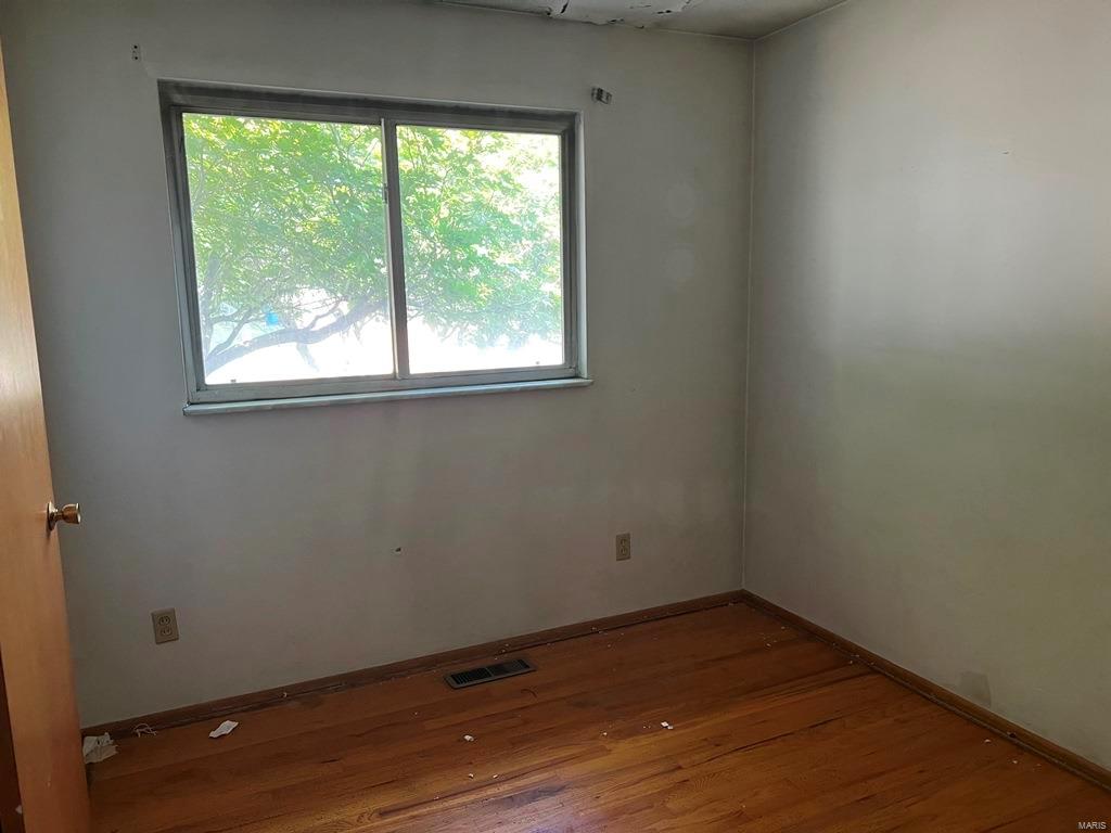 Creve Coeur Meadows - Residential