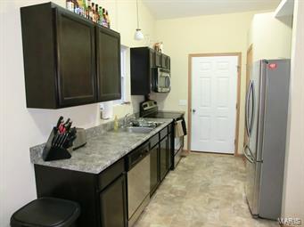 Cross Pointe Estates - Residential