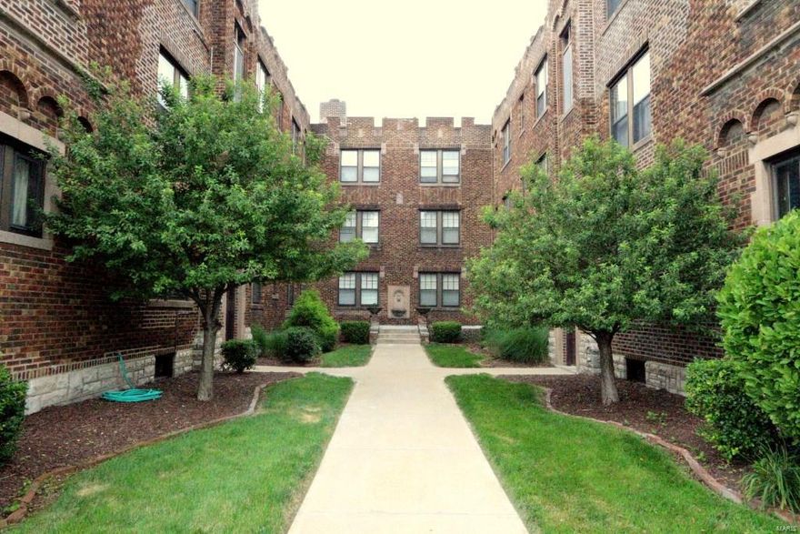 Excellent opportunity to purchase this turnkey 24 unit investment property, located in historic Dogtown. Tenants love the location, close to restaurants, shops, and nightlife; Forest Park, the Zoo, hospitals, universities & Hwy 40 are steps away  
Each unit features hardwood floors, updated kitchens, stained glass and individual HVAC systems.  With 4 different floor plans there really is something for everyone.