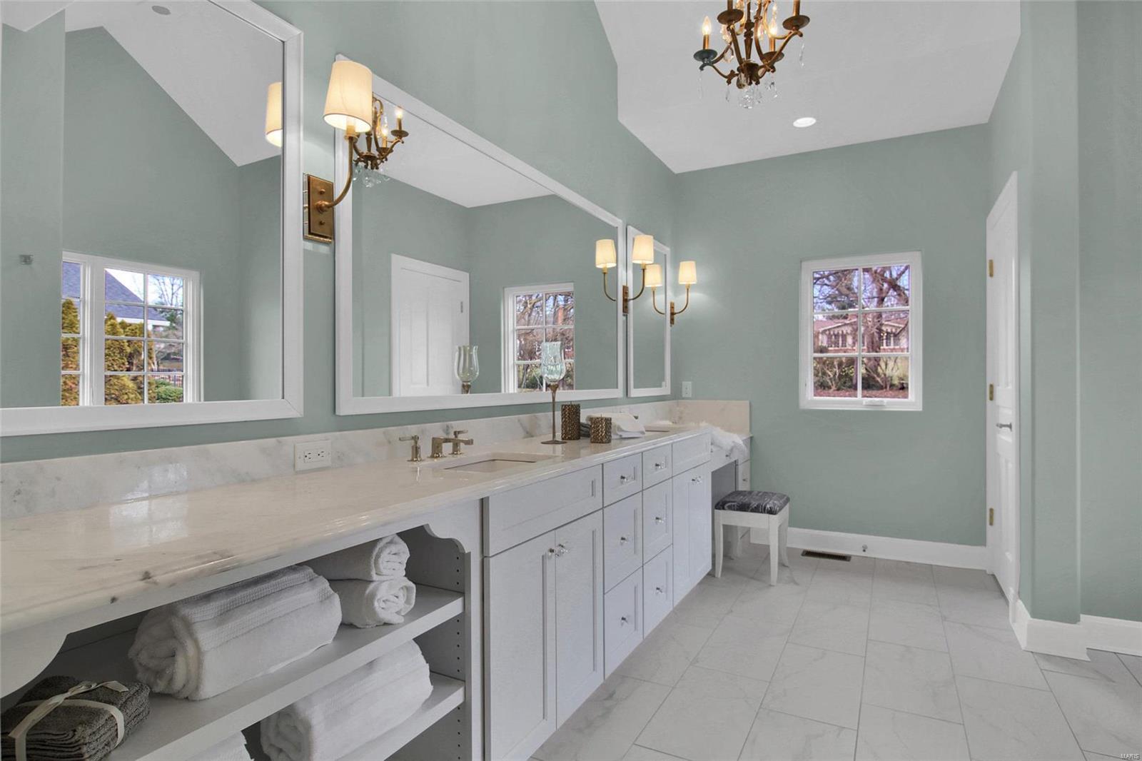 Berkley Manor 1 - Residential