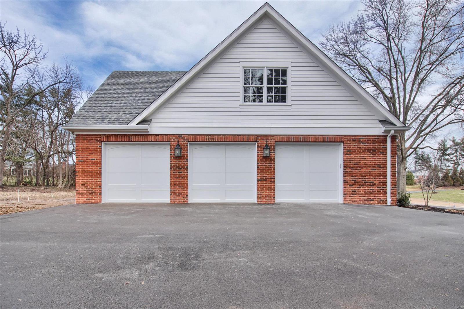 Berkley Manor 1 - Residential